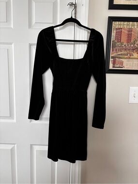 GAP Black Velvet Square Neck Long Sleeve Dress